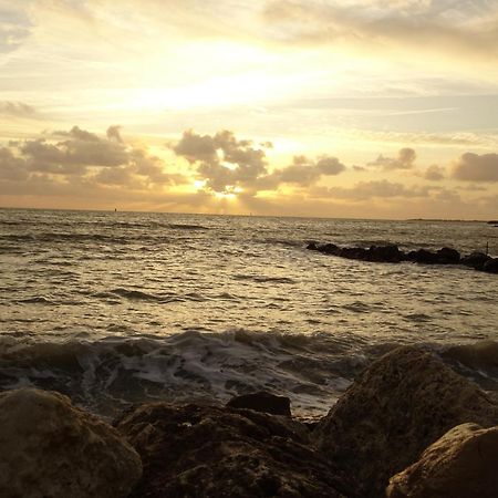 Calme Et Serenite Λα Ροσέλ Δωμάτιο φωτογραφία